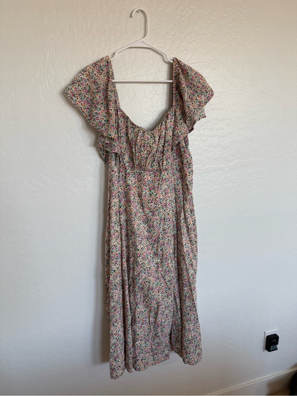 Arula Floral Ruffle-Sleeve Midi Dress
